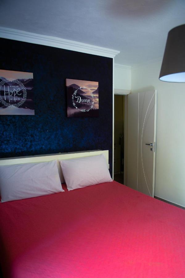 Modern And Homely Apartment In مارساسكالا المظهر الخارجي الصورة